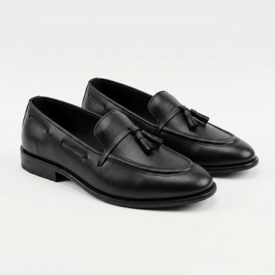 Tassel Loafer with Stitching Black